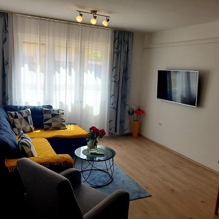 Apartment Mon Cheri-Located In A Quiet Neighbourhood Near Beaches Free Parking Pula Exterior photo