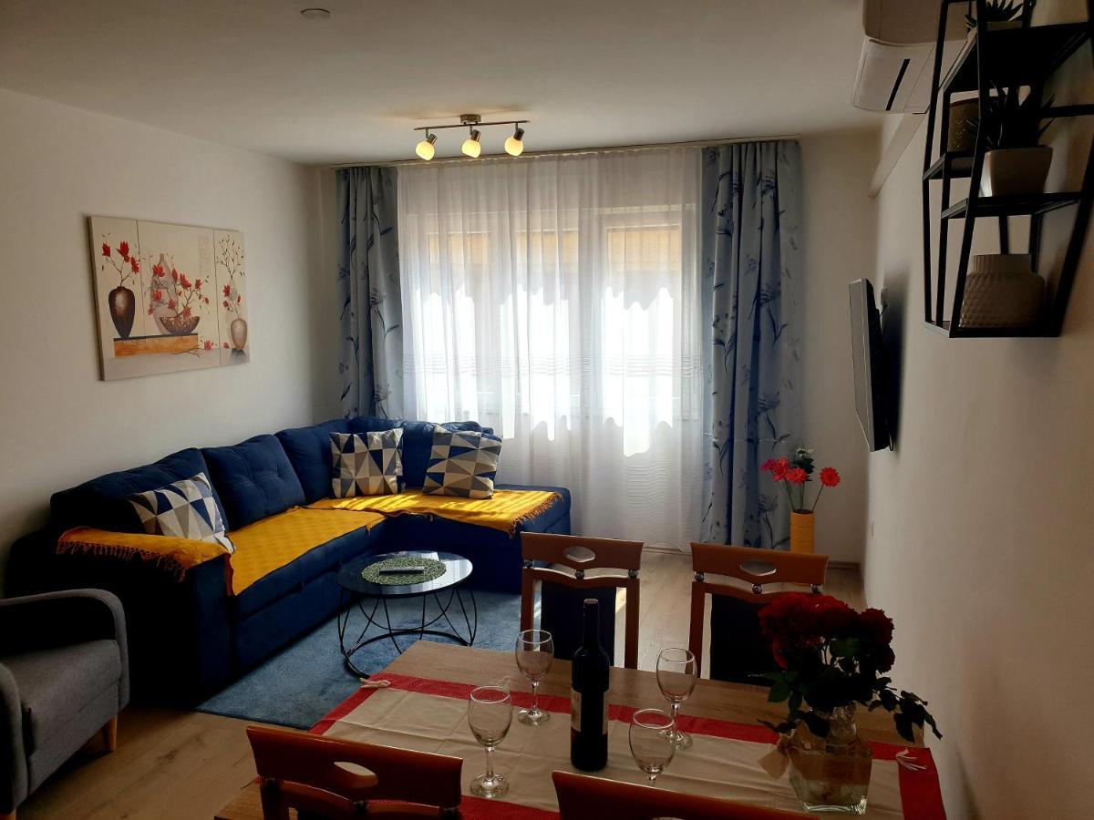 Apartment Mon Cheri-Located In A Quiet Neighbourhood Near Beaches Free Parking Pula Exterior photo